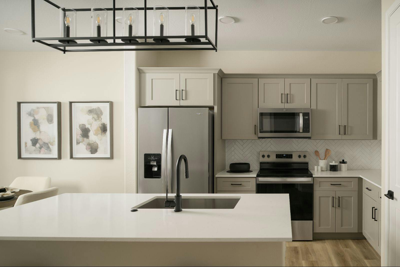 Resort-Style Amenities | The Hillburn in North Phoenix