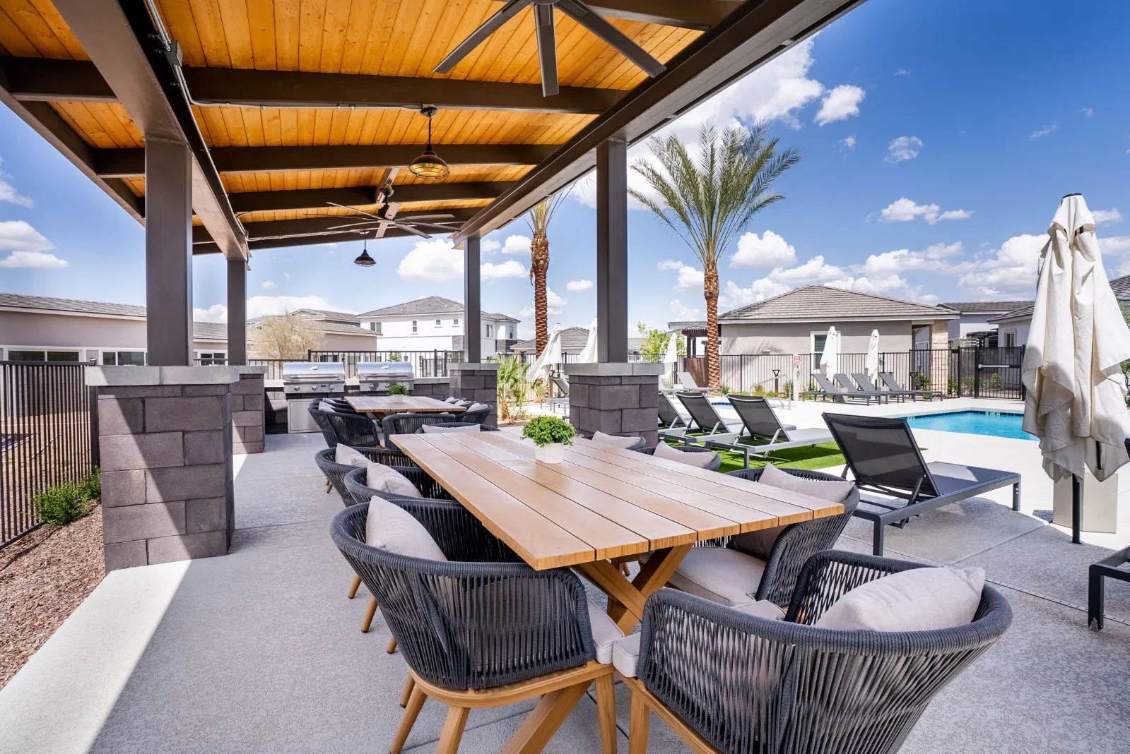 Poolside Lounge