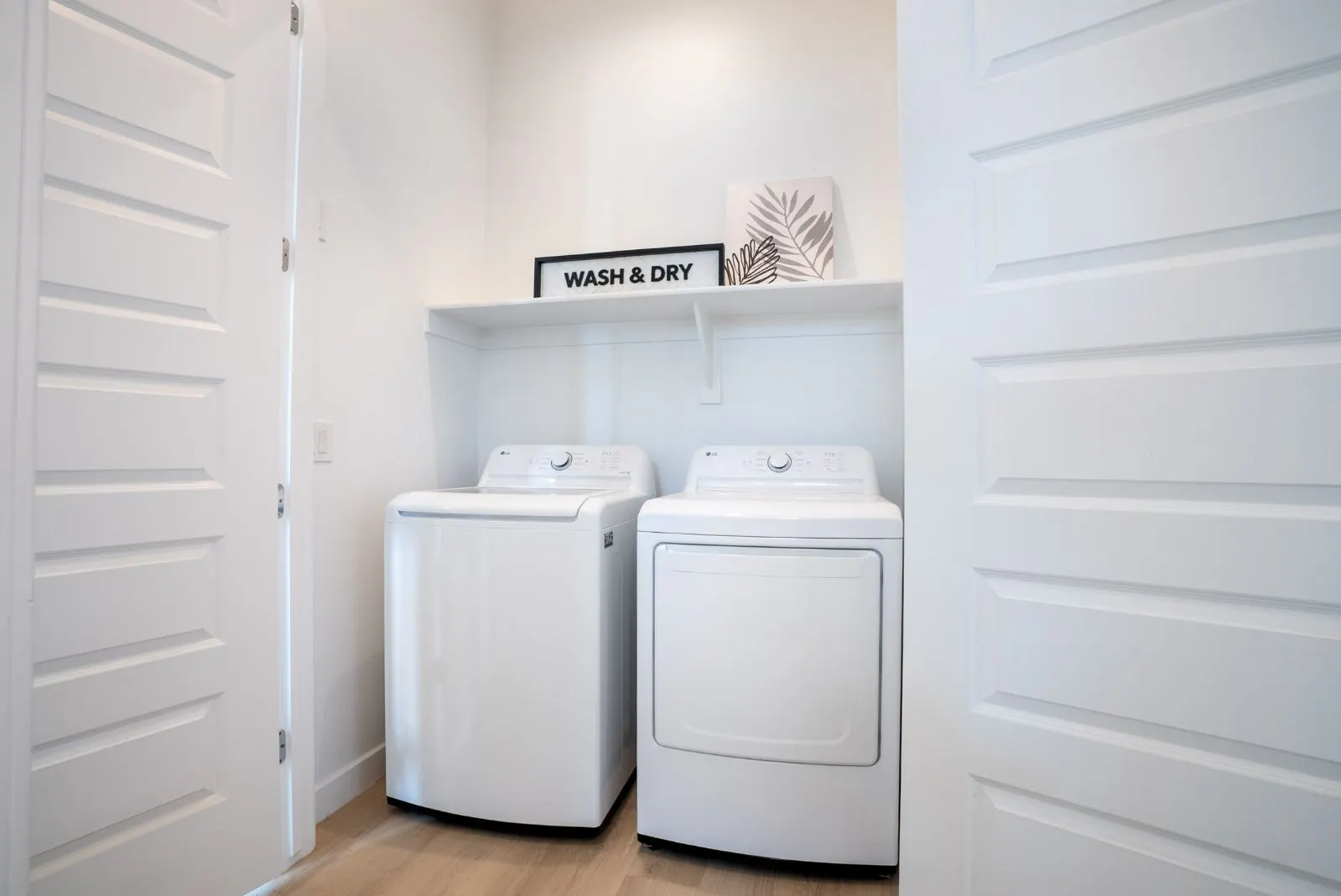 Washer & Dryer