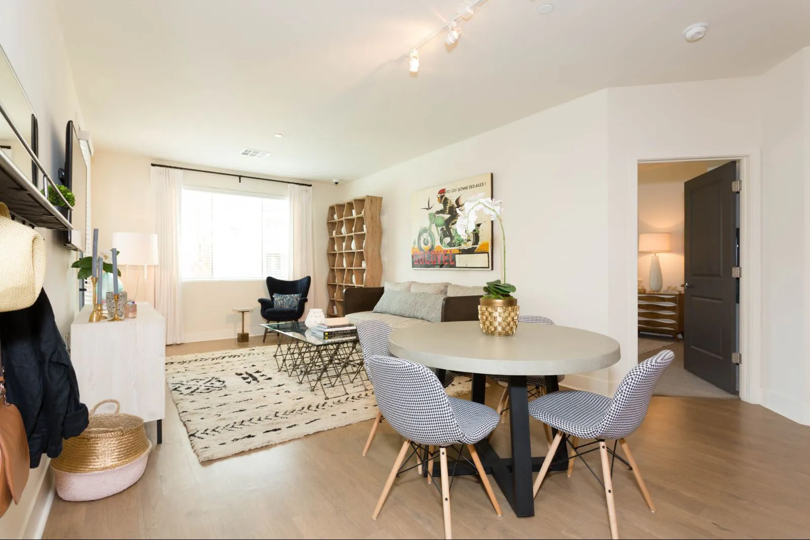 Photos Apartments In Chandler Az Avant At Fashion Center Photos Apartments In Chandler Az Avant At Fashion Center