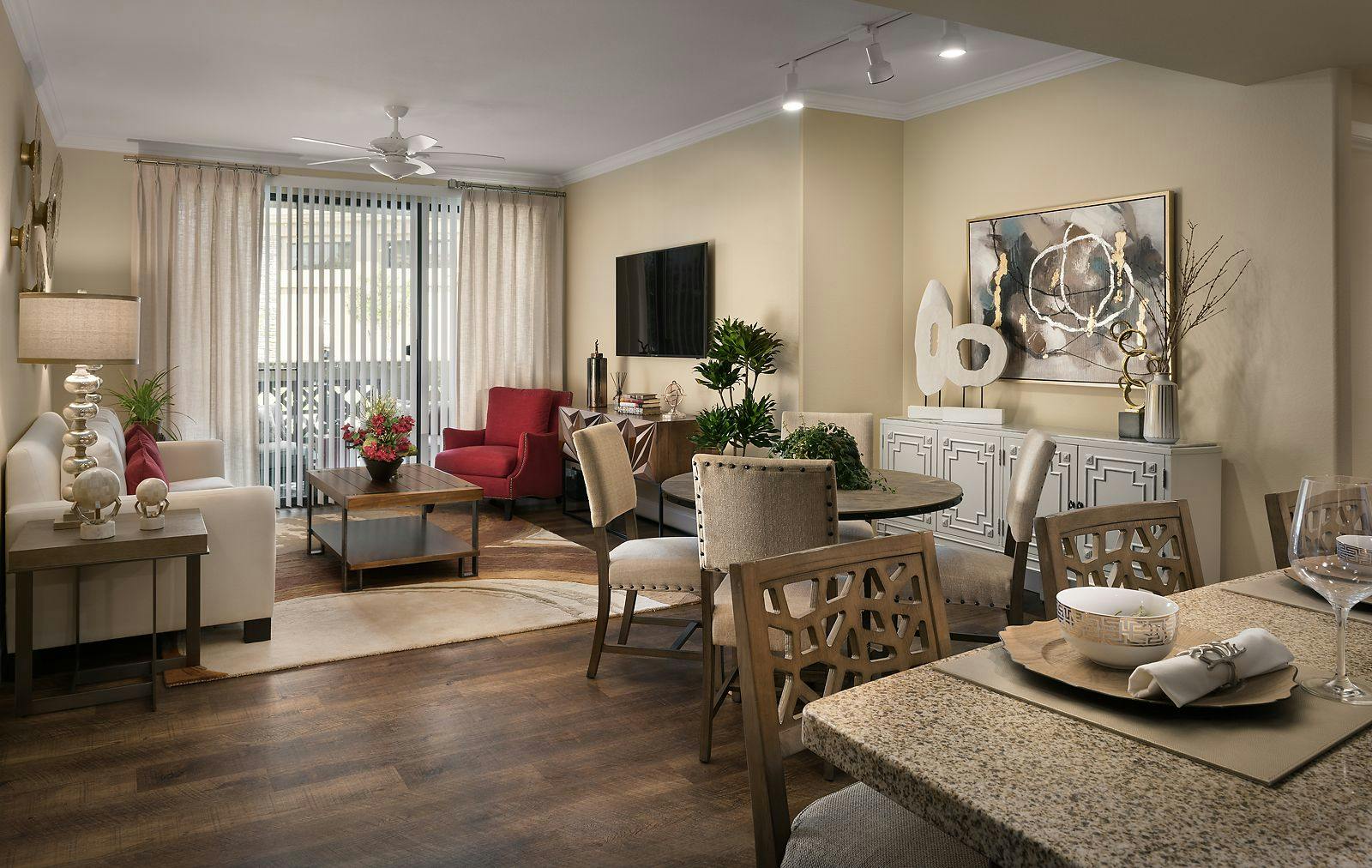 Luxury Apartment Homes San Valencia in Chandler, AZ