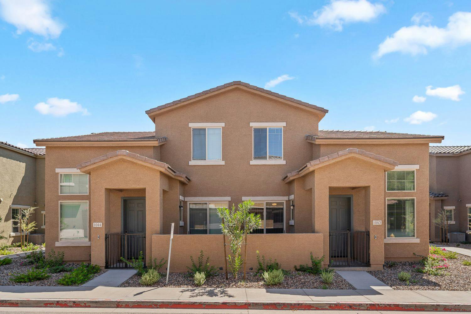 Luxury Townhomes Sierra Verde Townhomes in Suprise, AZ