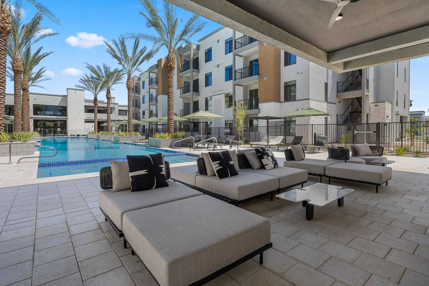 Pool and poolside area at The M at Shadow Mountain.