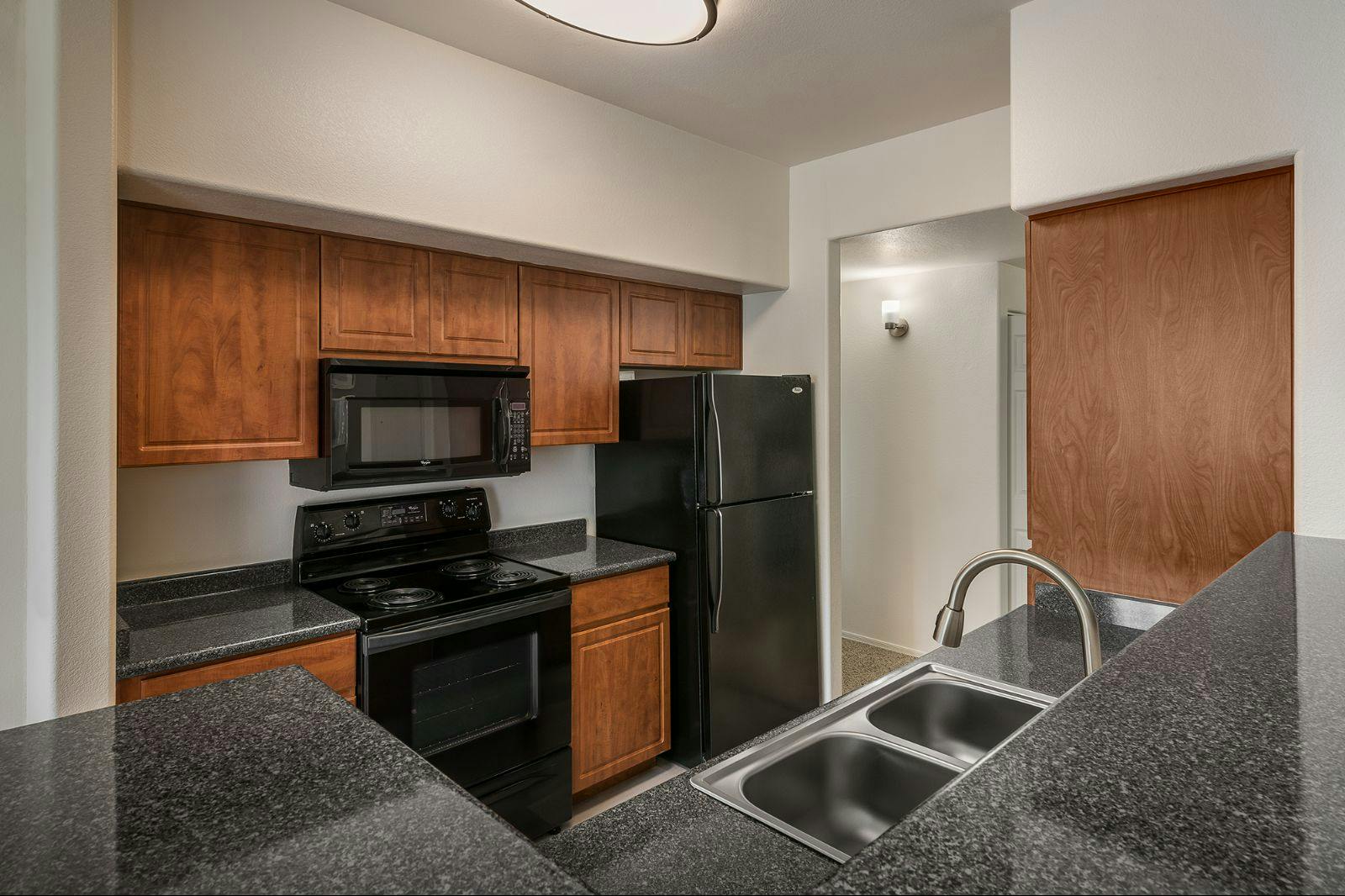 Apartments in Gilbert, AZ The Reserve at Gilbert Towne Centre