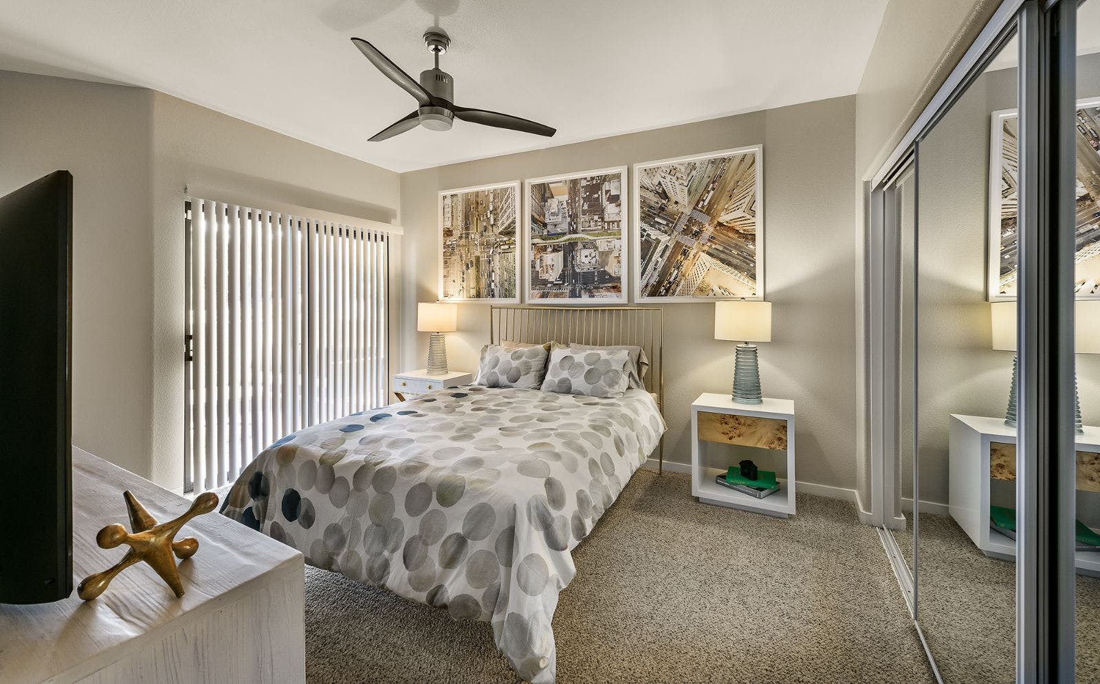 Luxury Apartment Homes Waterside at Ocotillo in Chandler, AZ